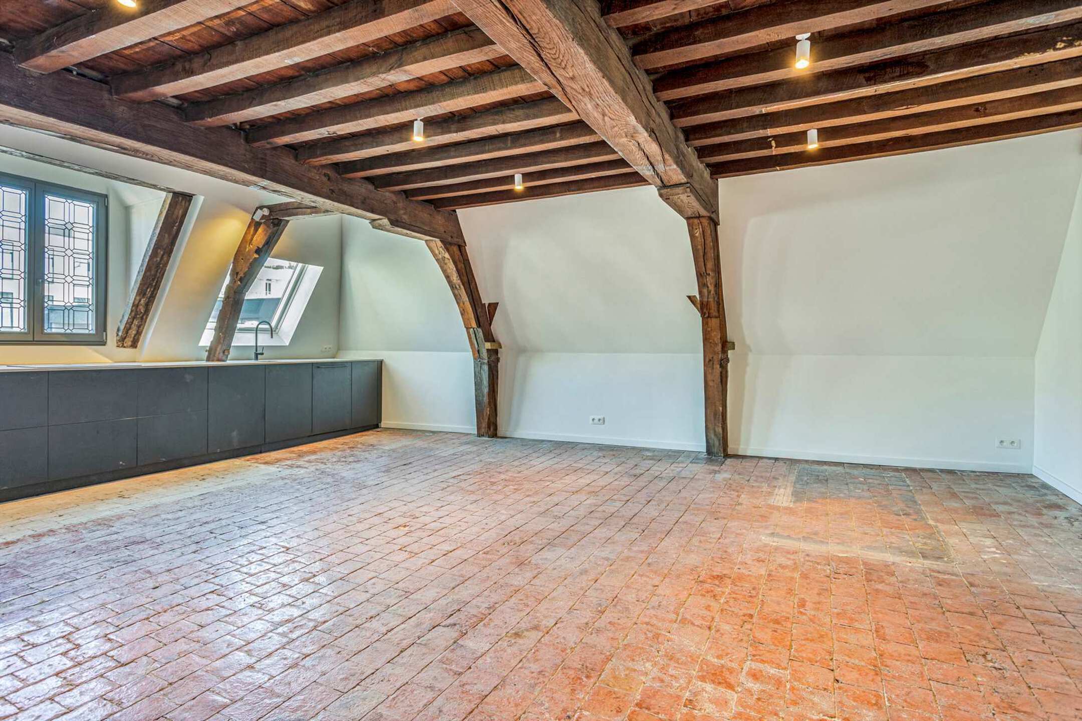 Apartment for rent in Antwerp with 3 bedrooms - photo 5