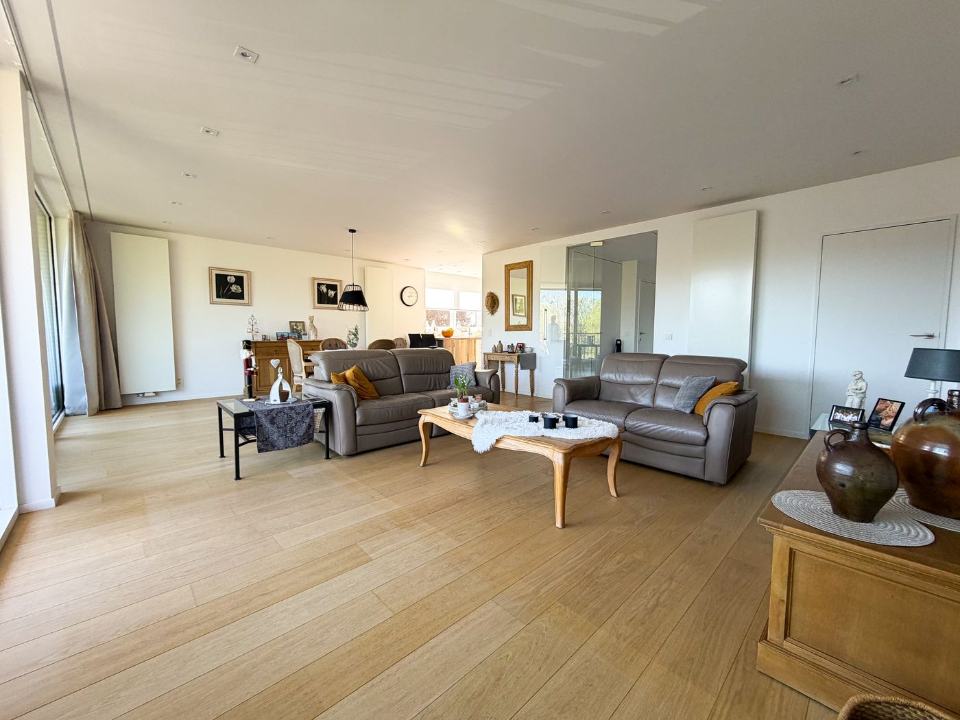 Appartement te huur in Sint-Andries met 2 slaapkamers - foto 2