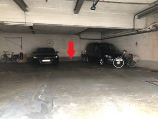 Overdekte en afgesloten parking te huur in het centrum van Hove, Hortensialei.Beschikbaar vanaf 1 januari 2026 - meer info op kantoor...
