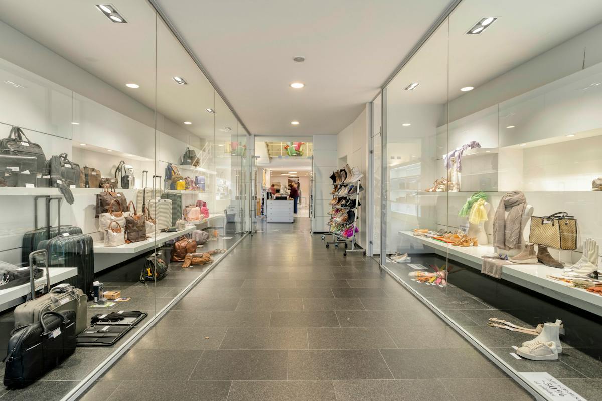 Business property for rent in Ooststraat, Roeselare - photo 4