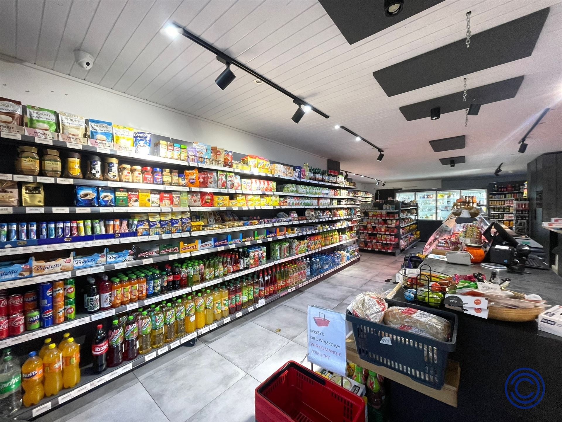 Centraal gelegen commerciële ruimte!  - foto 2