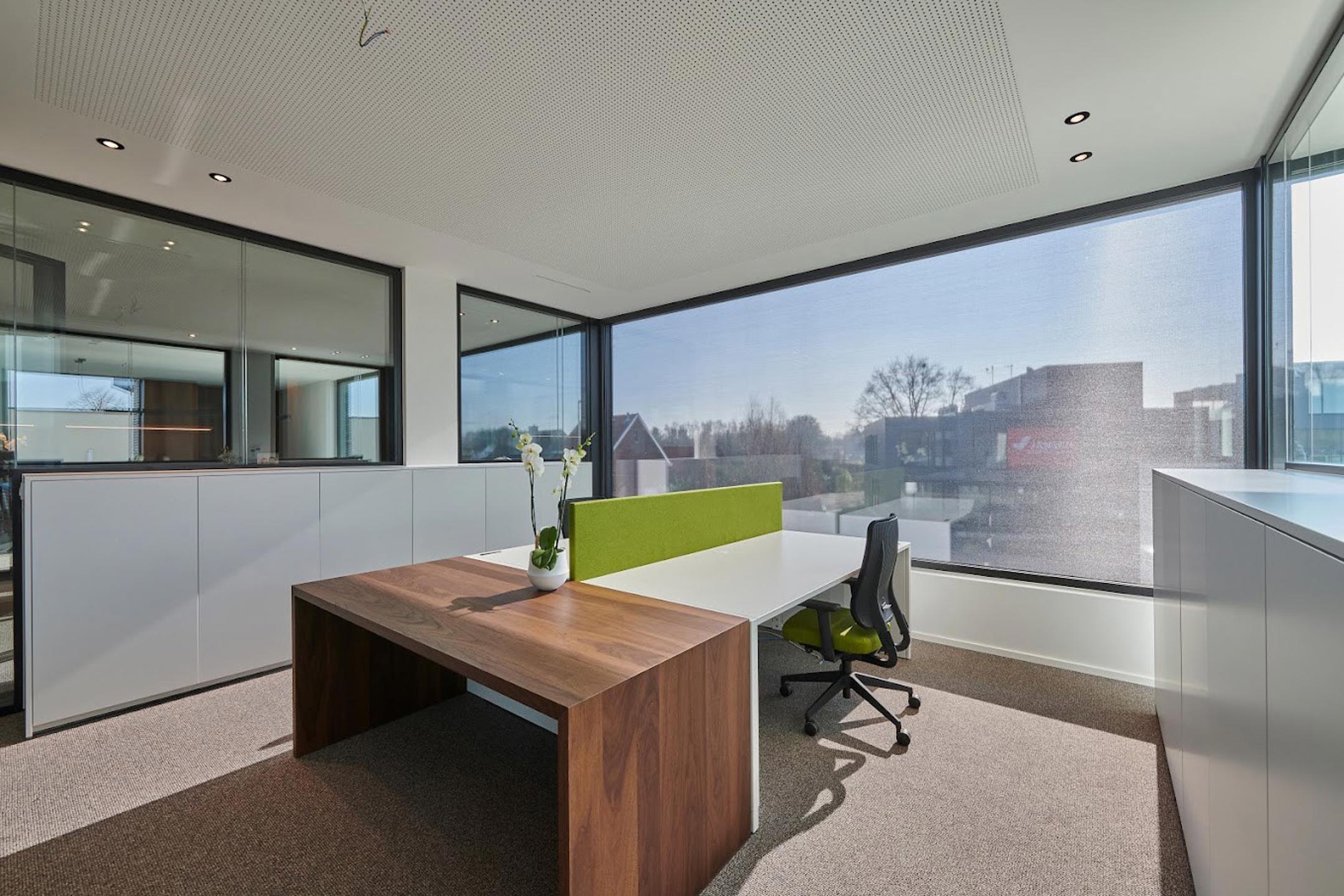 Commercial for rent in Zonhoven - photo 2