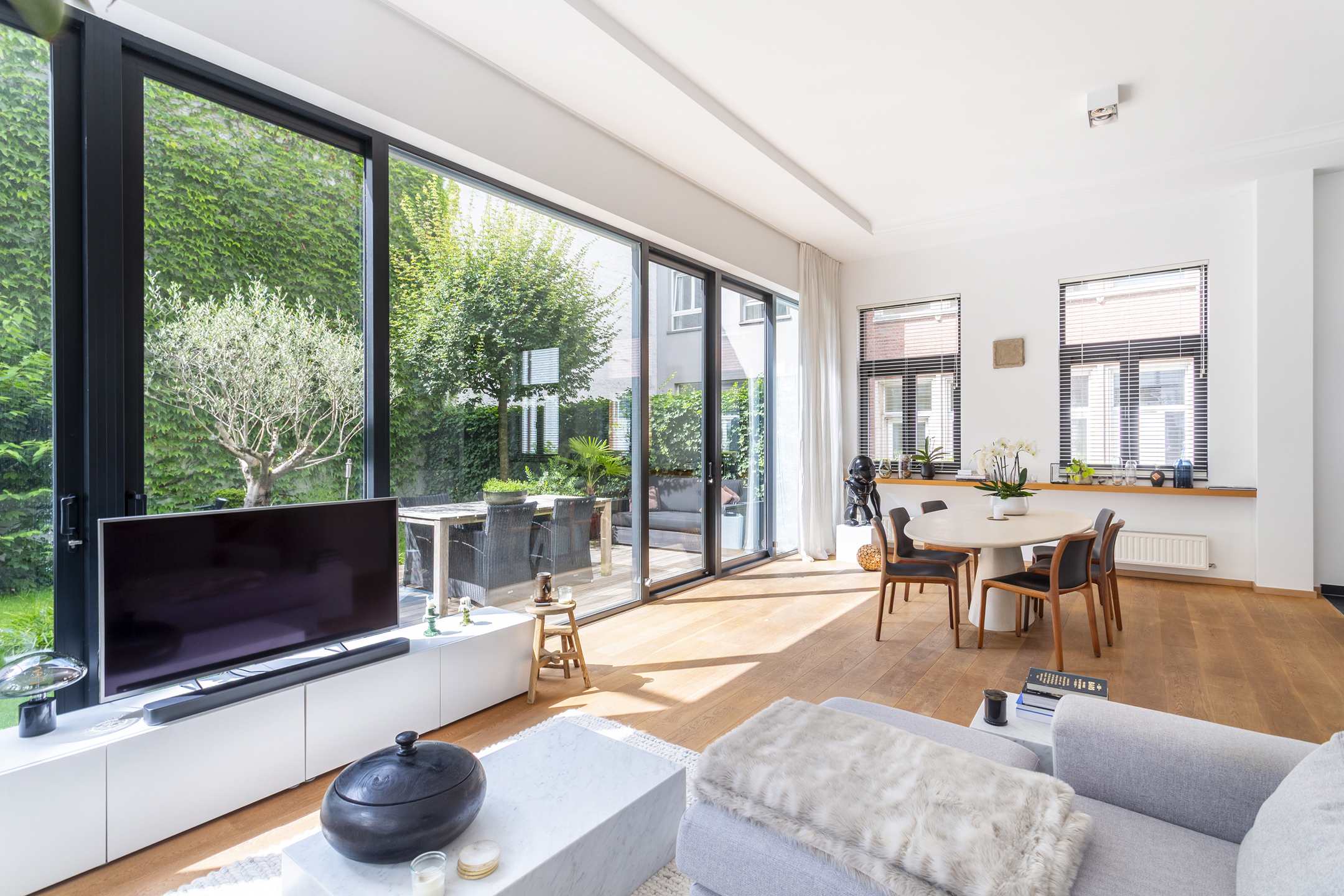 Appartement à louer à Anvers avec 2 chambres - photo 2