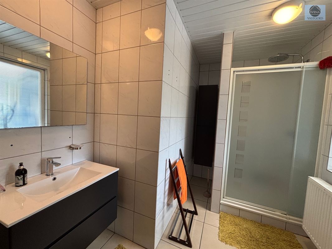 SOLIDE RUIME WONING MET 6 SLAAPKAMERS - foto 5