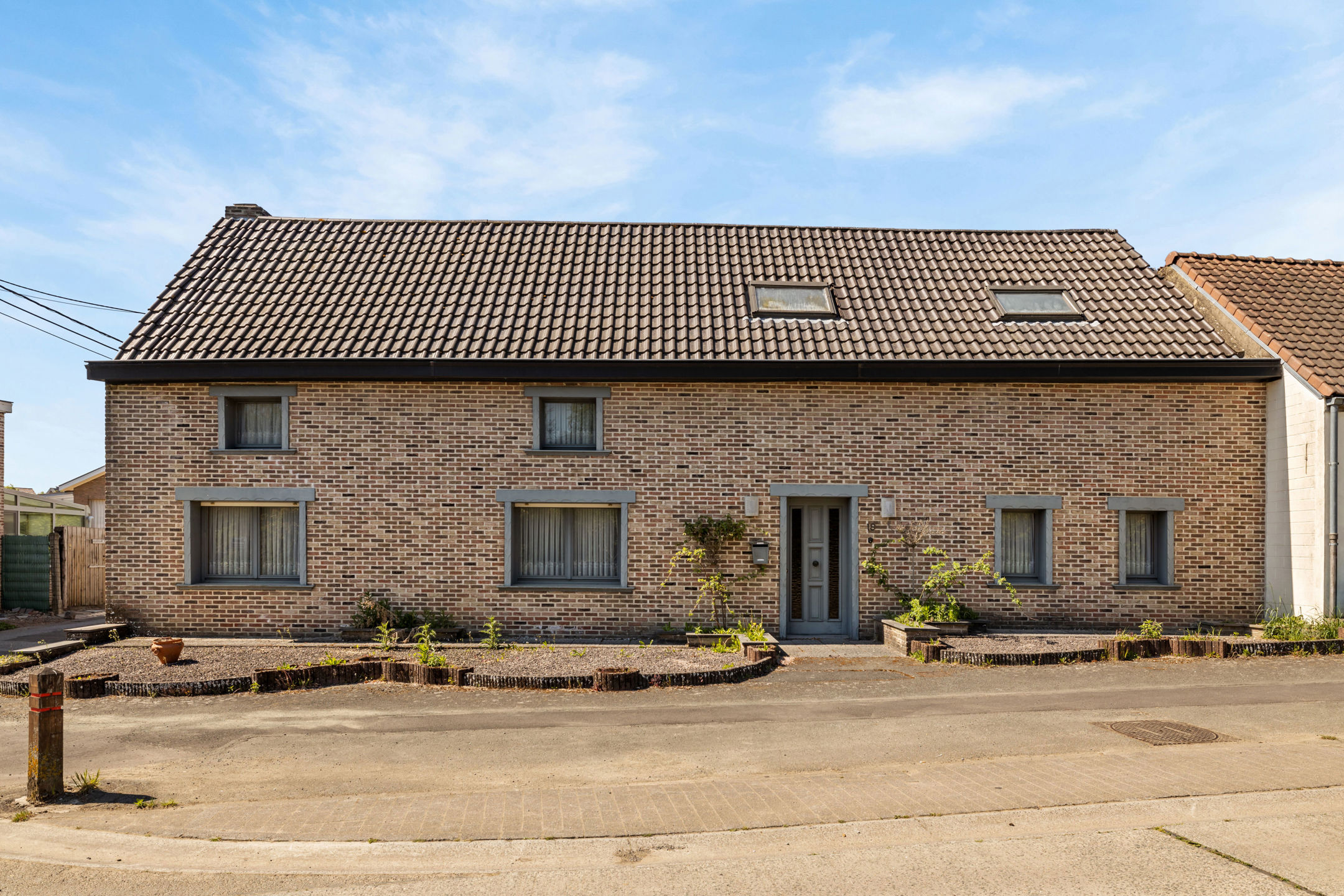 House for sale in Geraardsbergen with 3 bedrooms - photo 1