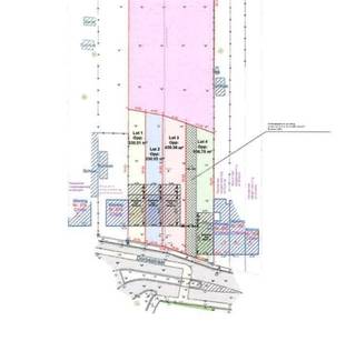 <p><span>In een strategisch gelegen zijweg van de grote baan hebben wij deze bouwgrond (lot 3) te koop. </span></p><p><span>Erpe is zeer goed gelegen in de omtrek rond de stad Aalst. </span></p><p><span> </span></p><p><span>De bouwgrond meet 439 m² en is geschikt voor een halfopen bebouwing. </span></p><p><span>Bouwvoorschriften op aanvraag. </span></p><p><span> </span></p><p><span>Voor meer informatie en/of een bezoek, contacteert u Didier van Immo Zone op het nummer 0476/ 73. 17. 99.</span></p><p><span> </span></p>
