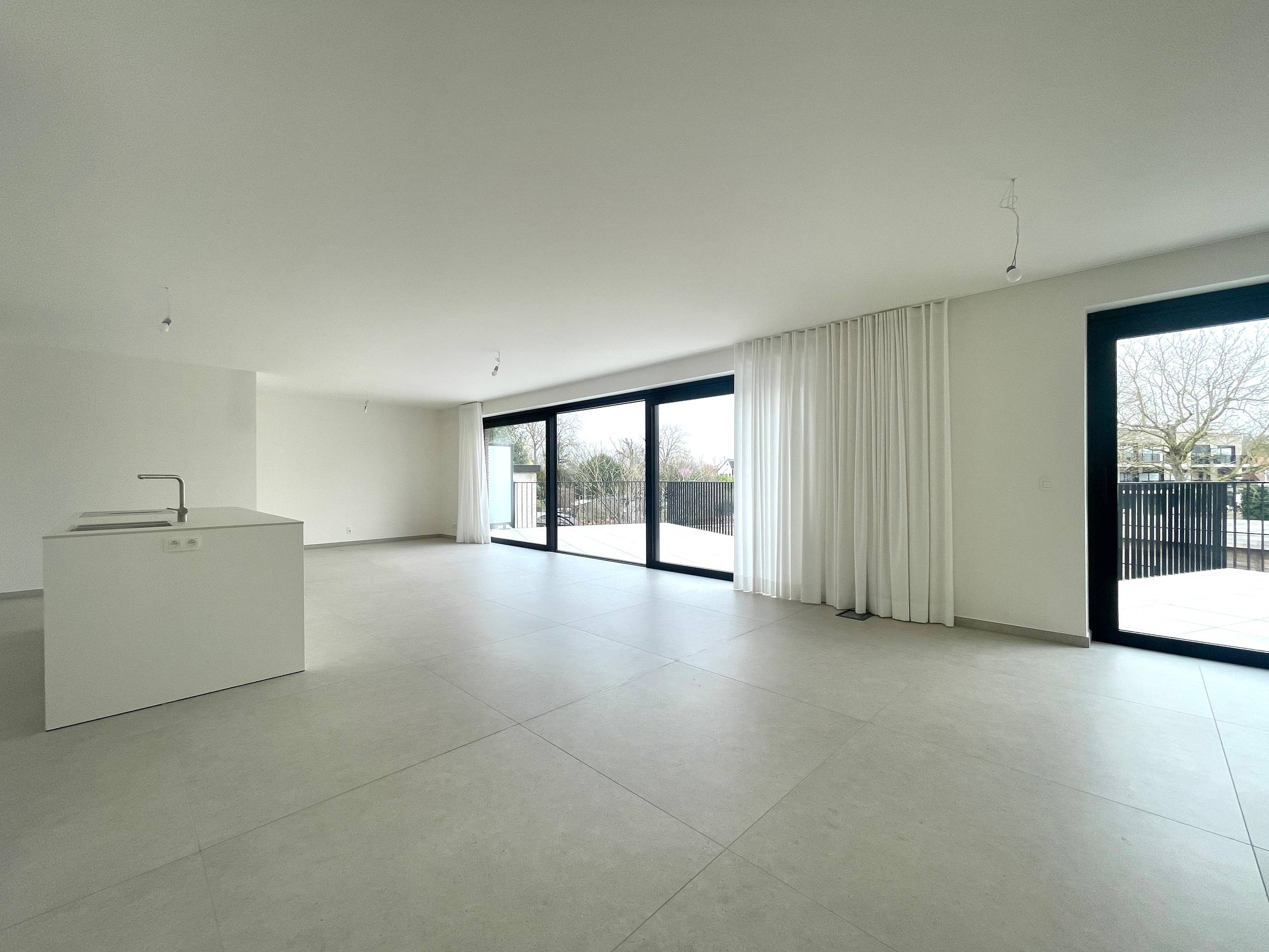 uniek nieuwbouwappartement met terras en 2 slaapkamers - foto 3