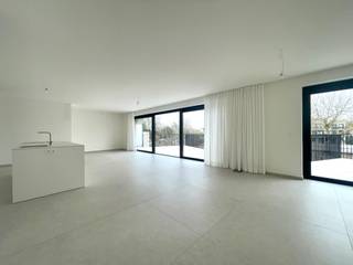 Uniek nieuwbouwappartement met zeer groot terras en 2 slaapkamers te koop.Stap binnen in dit uitzonderlijk nieuw appartement op het 1ste verdiep waar...