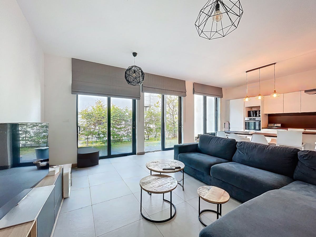 Te huur Laken - Twee-slaapkamerappartement (gelijkvloers) - foto 1