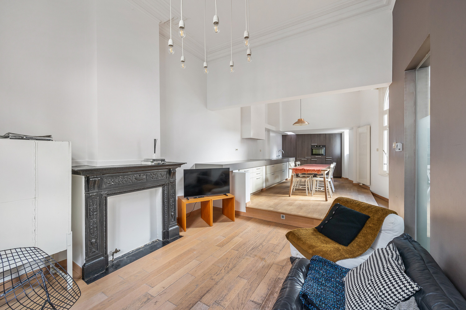 Wonen in een beschermde hoekwoning van Jos Bascourt uit 1894 is wonen in een uniek stuk Zurenborg, zonder renovatieplicht - photo 5