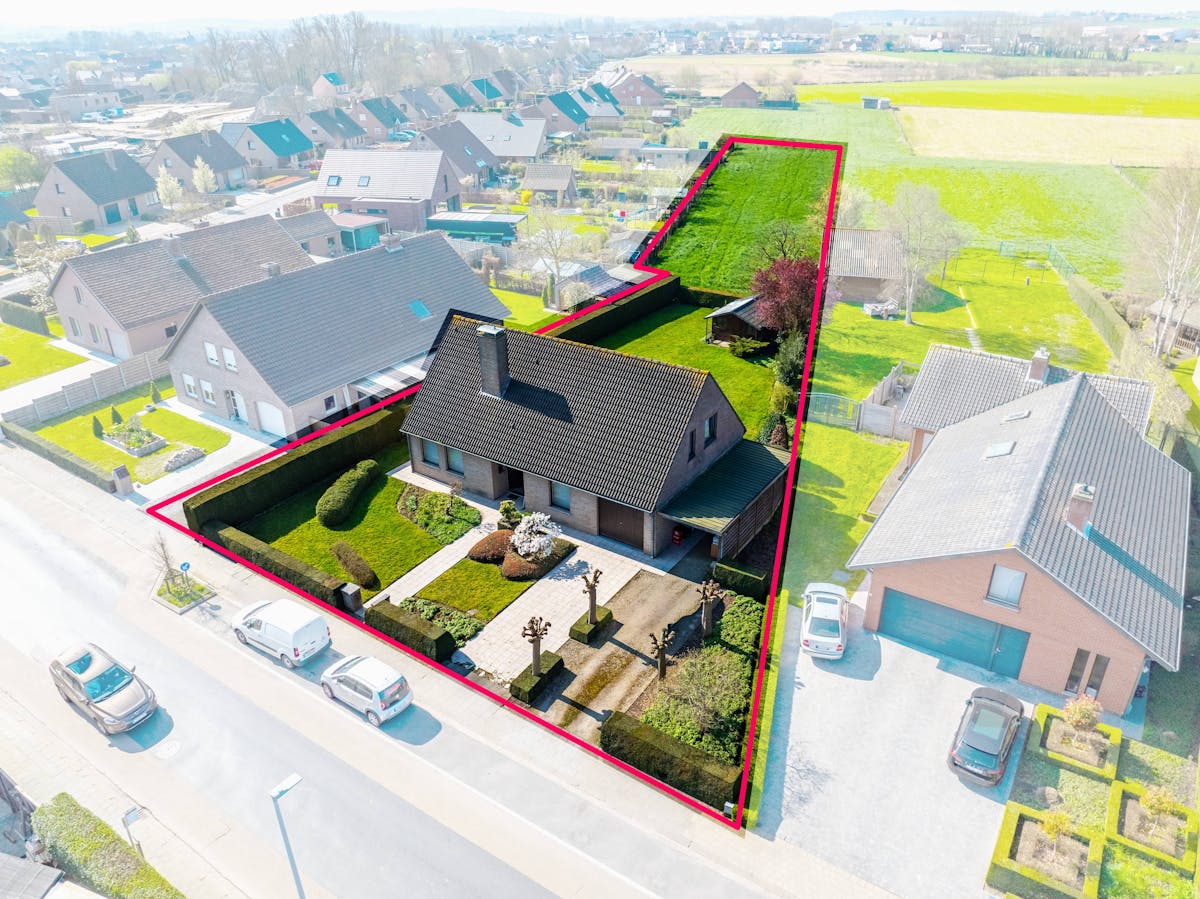 Detached house for sale in a prime location in Poperinge. - photo 2