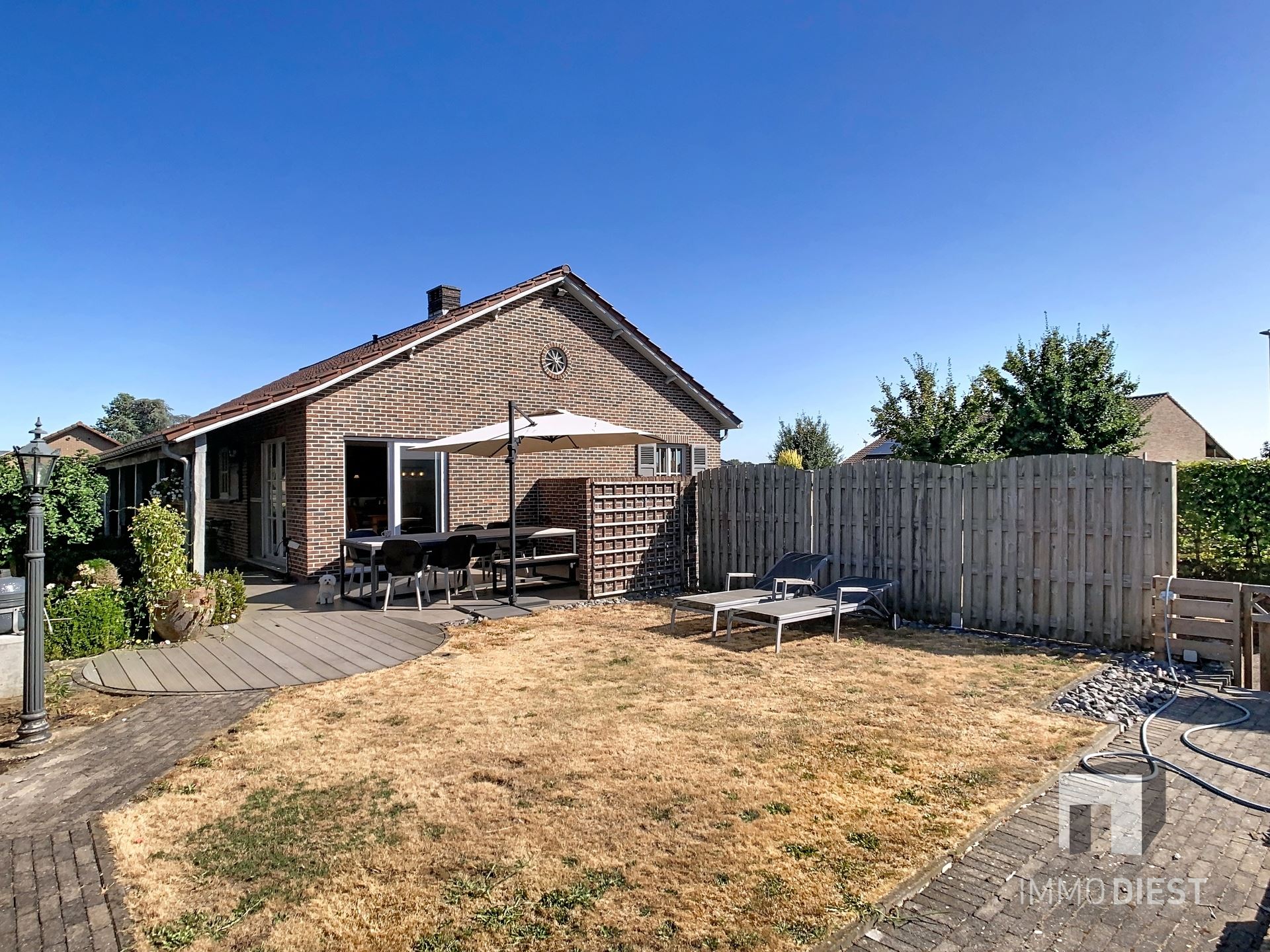 Gelijkvloerse bungalow - EPC C - 7a 83 ca - foto 4