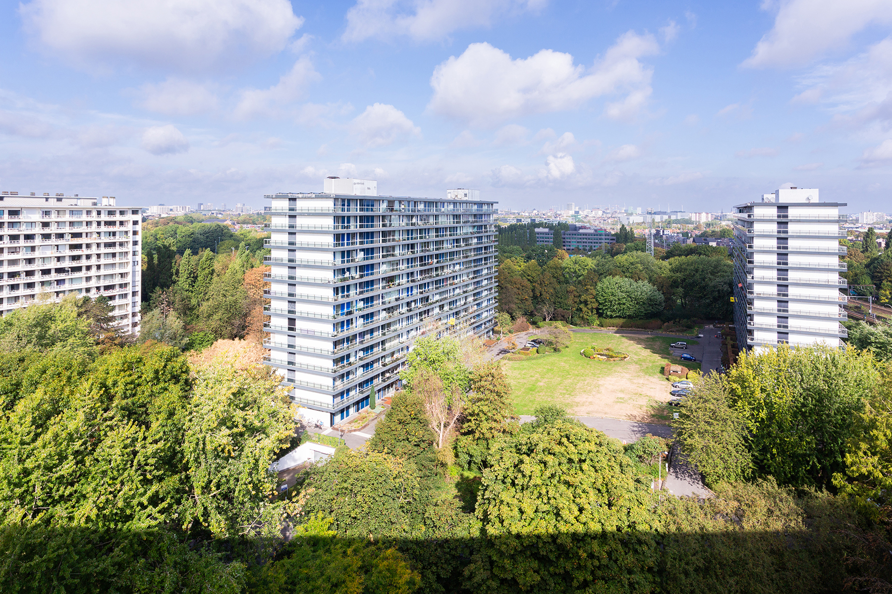 Berchem | Lichtrijk 2 slpk app. met wijds uitzicht. - foto 4