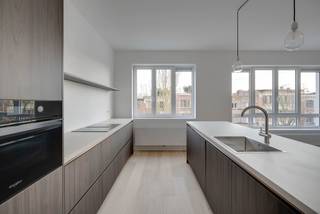 Hoog wonen in hartje PulhofDe Pastoor van de Wouwerstraat staat bekend om zijn rust, charme en ideale ligging tussen winkels, openbaar vervoer en...