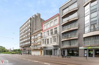 Stijlvol duplexappartement (117m²) in een volledig gerestaureerd en statig herenhuis (vernieuwbouw). De residentie straalt niet alleen karakter...