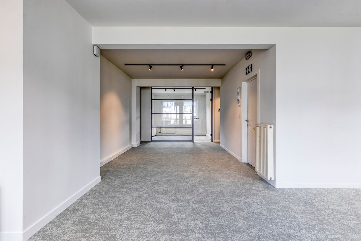 Immeuble de bureaux à louer à Courtrai - photo 4