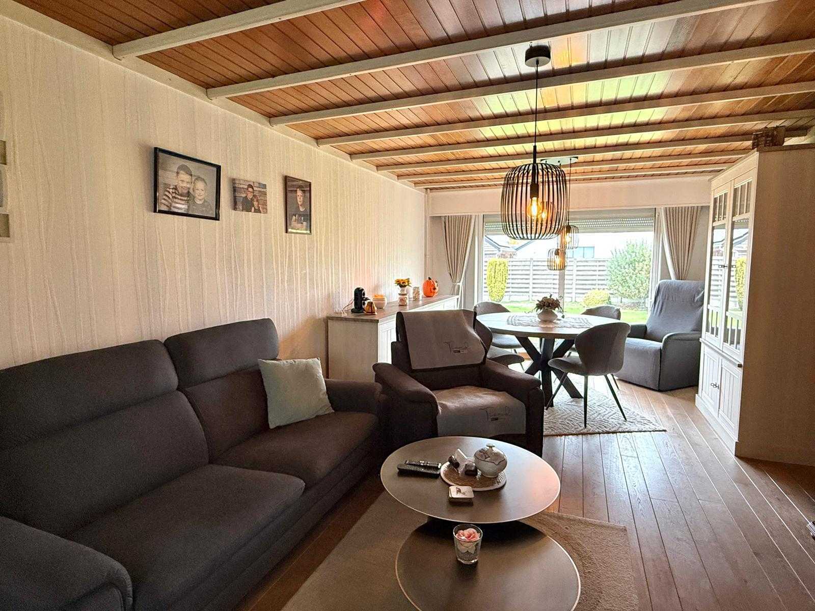 Karaktervolle woning met prachtige tuin op een perceel van 14a 18ca - foto 2