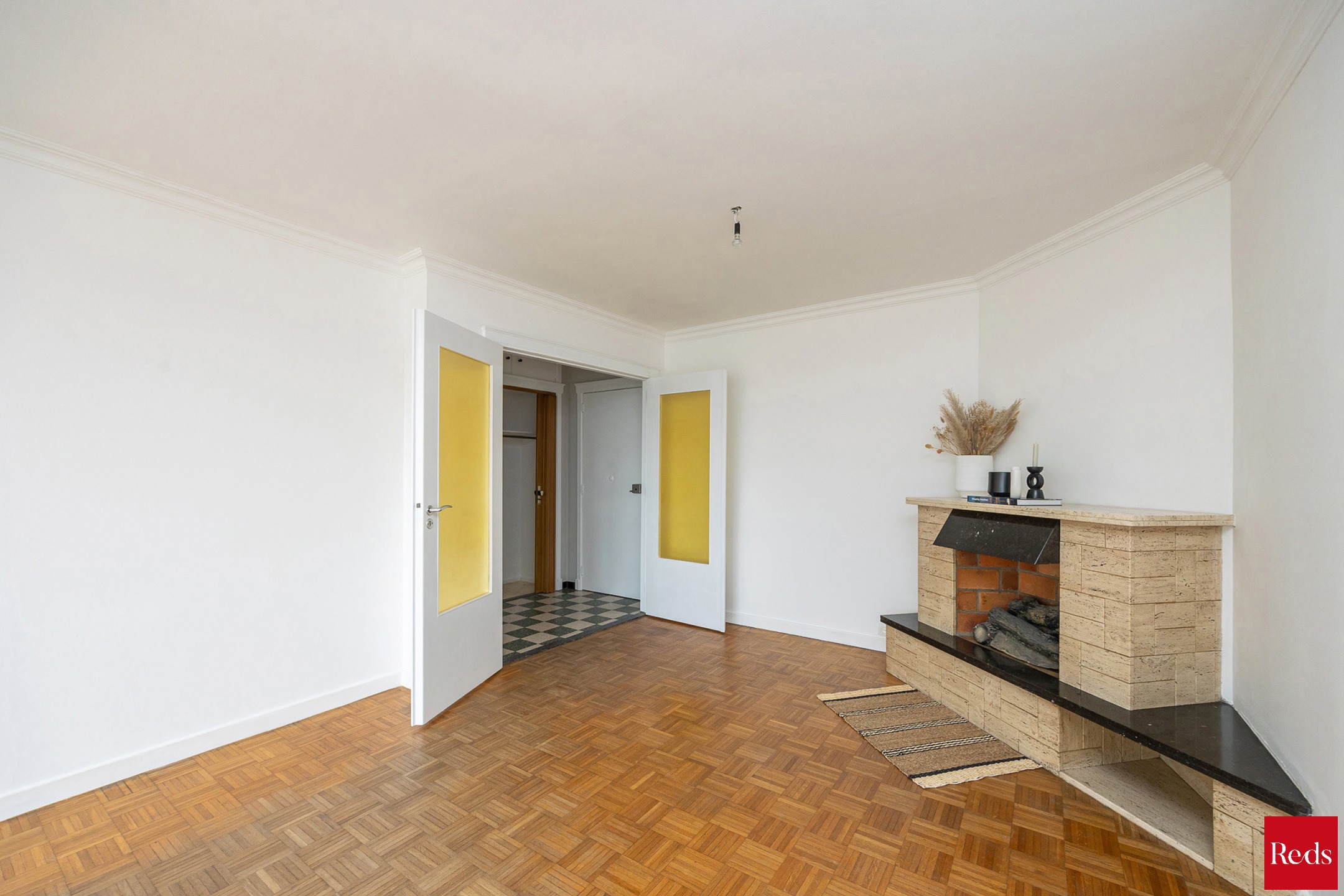 Tweeslaapkamer appartement met autostaanplaats - foto 4