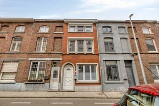 Gezellige gezinswoning aan de stadsrand van Tienen, op wandelafstand van het centrum, station en belangrijke invalswegen. Met een...