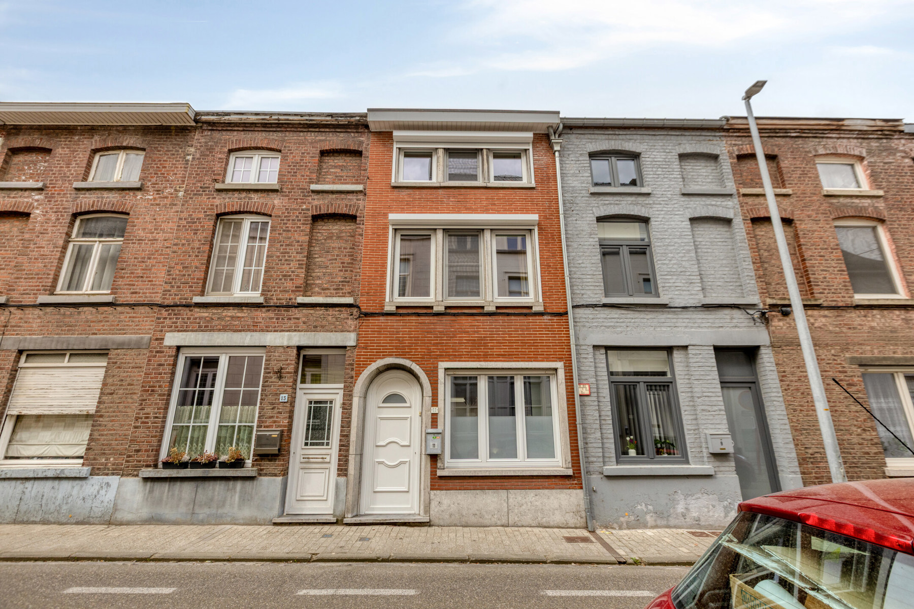 Charmante energiezuinige eengezinswoning met zonnig terras - foto 2