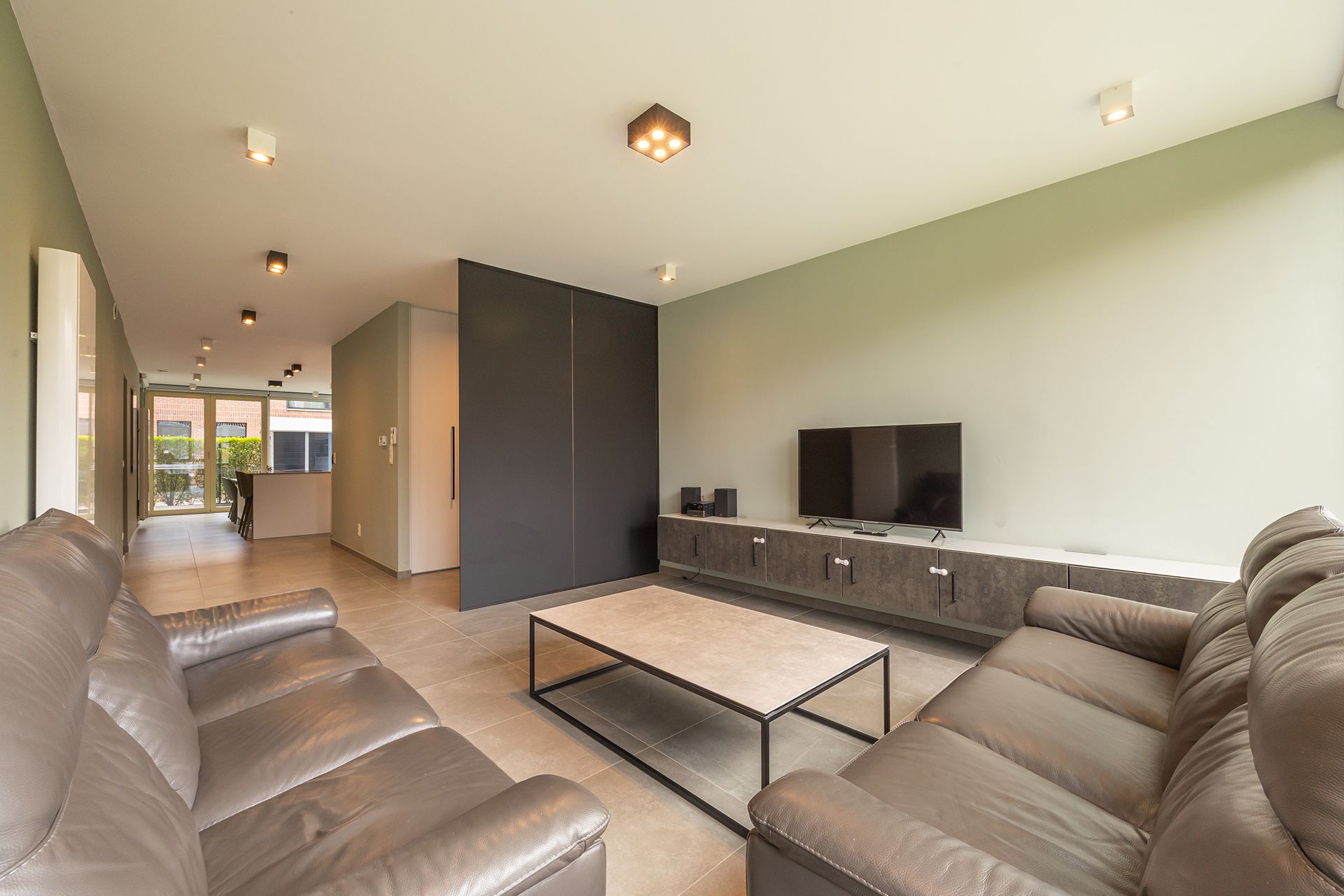 Gelijkvloers wonen in groene en autoluwe wijk in centrum - foto 5