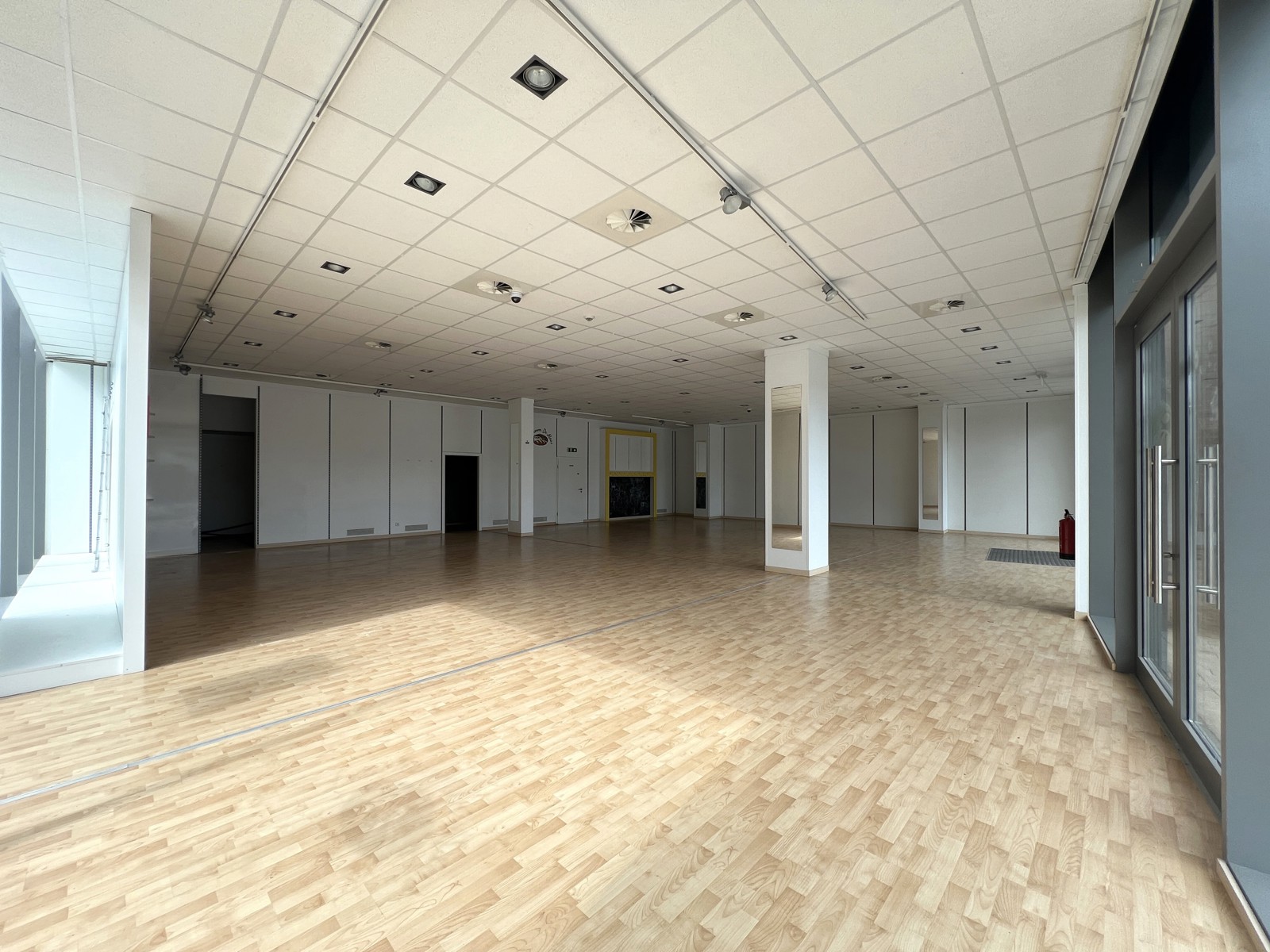 Commercieel te huur in Maaseik - foto 5