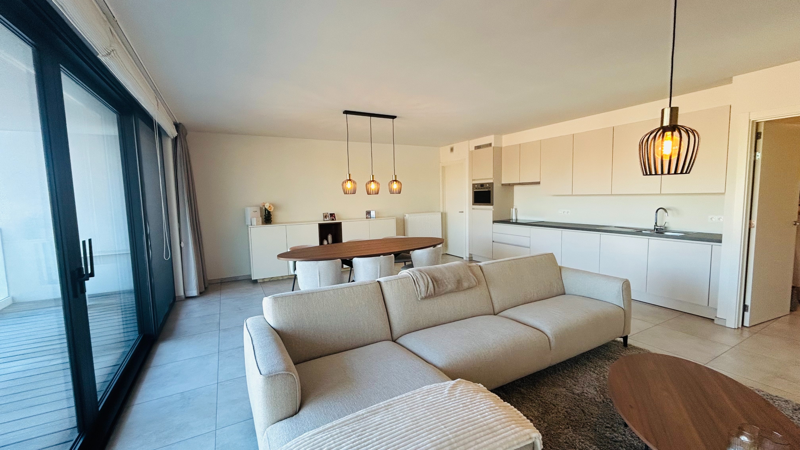 Ruim en verzorgd appartement met terras en autostaanplaats in residentie De Beuk - foto 5