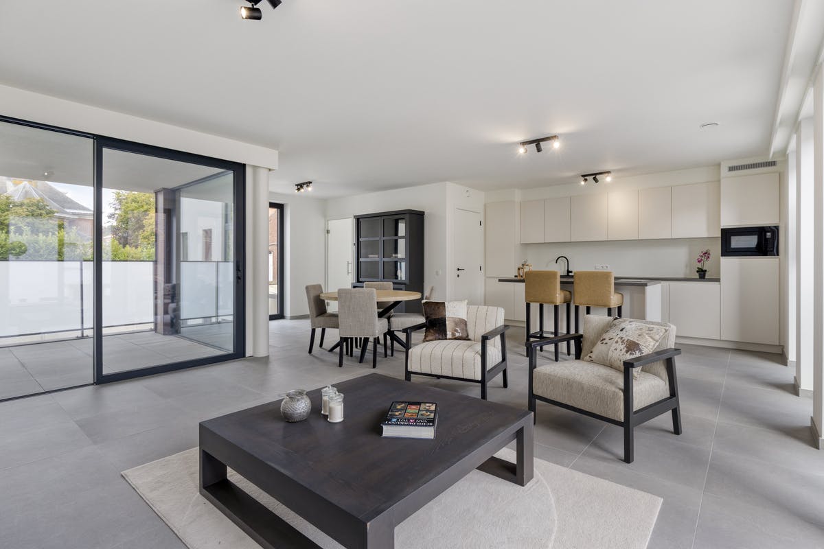 Kwalitatief en ruim nieuwbouwappartement (110m²) in Beselare - foto 2