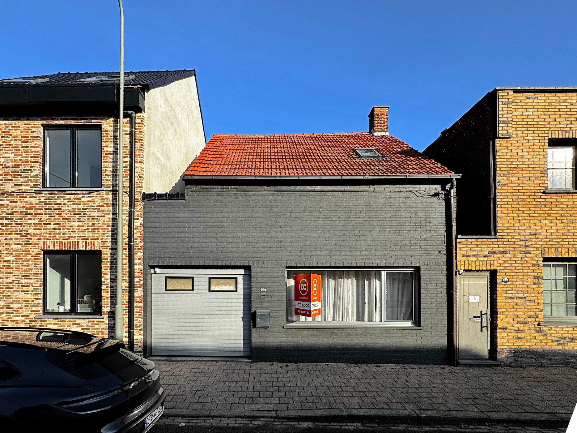 Rijwoning met 3 slaapkamers, zonnige tuin en garage vlakbij centrum Stabroek - photo 1