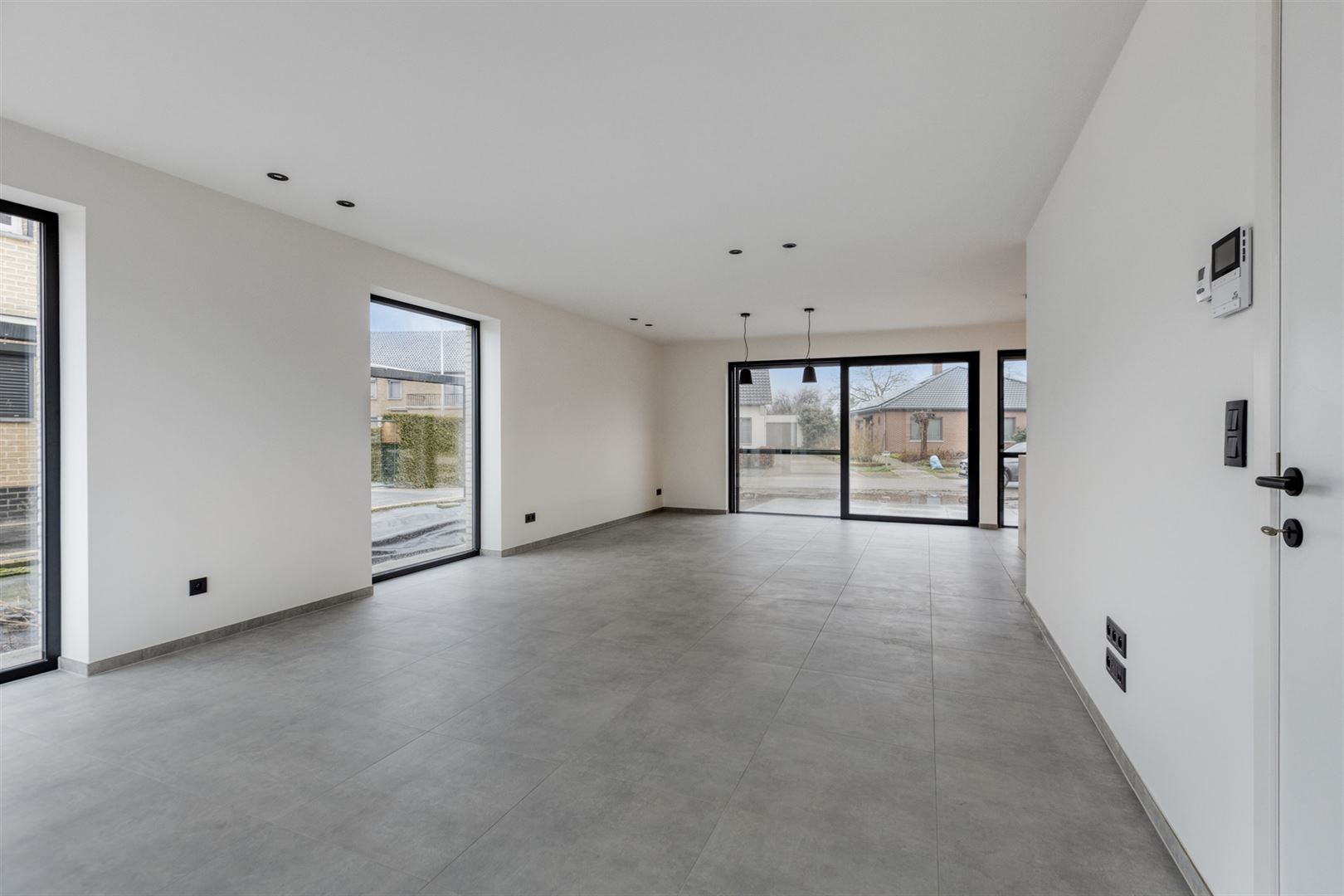 TE HUUR: Ruime nieuwbouwwoning met 3 slaapkamers te Pelt! - foto 4