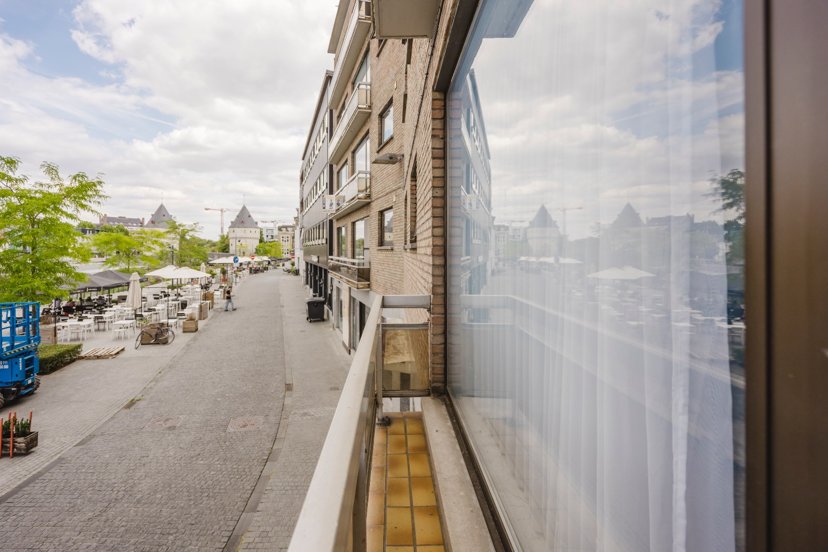 Apartment for rent in Kortrijk with 2 bedrooms - photo 4