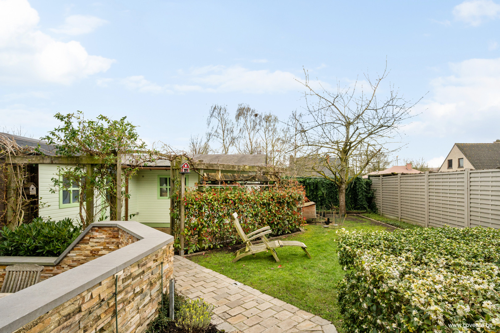 Kindvriendelijke gelegen half open bebouwing met garage en tuin te Deerlijk - foto 2