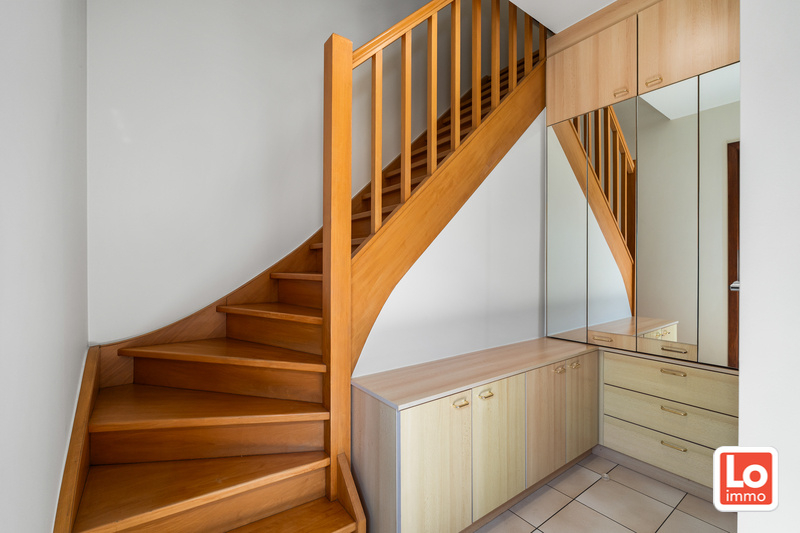 IN OPTIE!! Instap klare én energiezuinige halfopen woning met gezellige stadstuin nabij het centrum van Oostakker! - foto 4