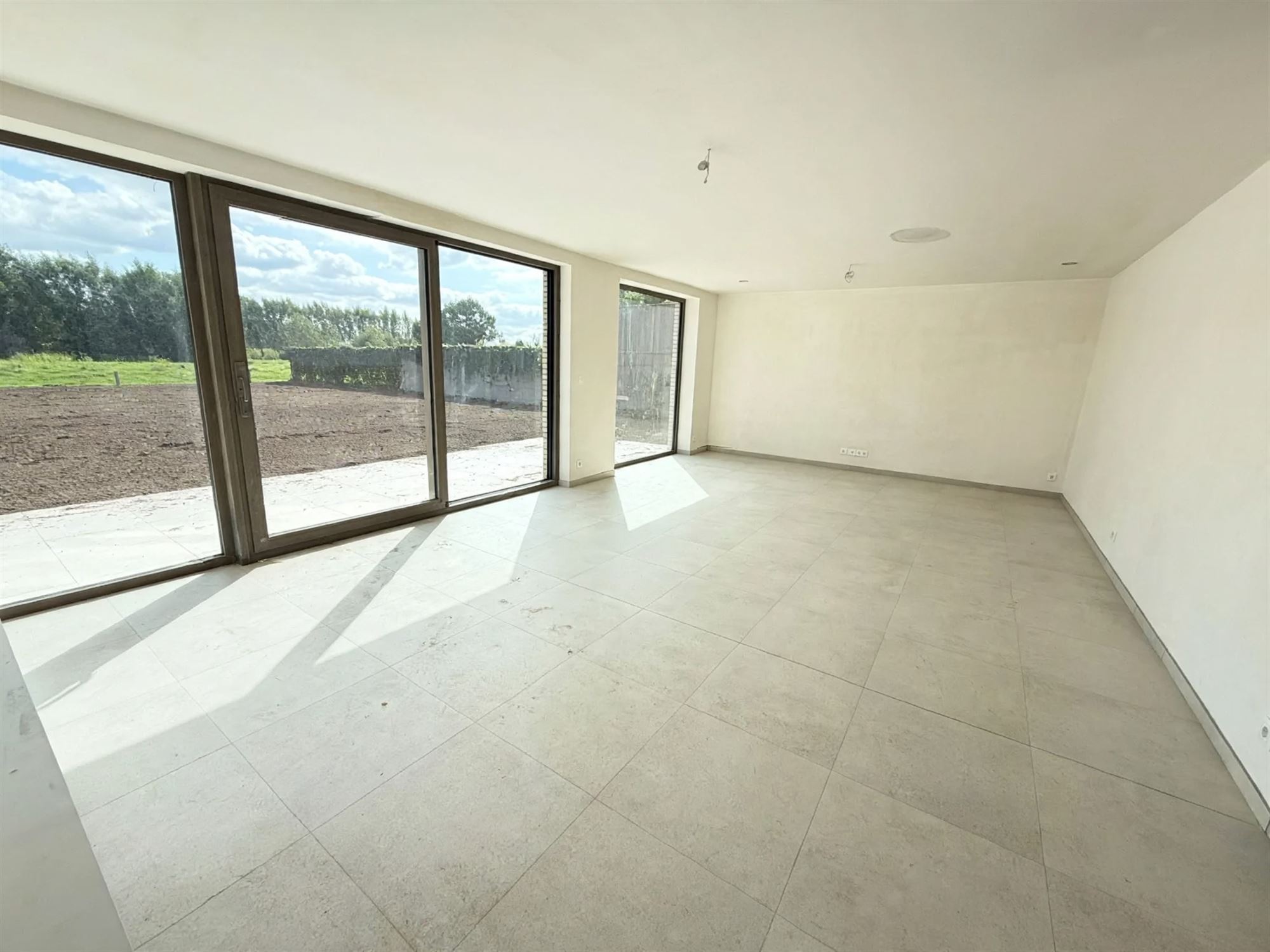 Nieuwbouwappartement met grote tuin en zonneterras - foto 5