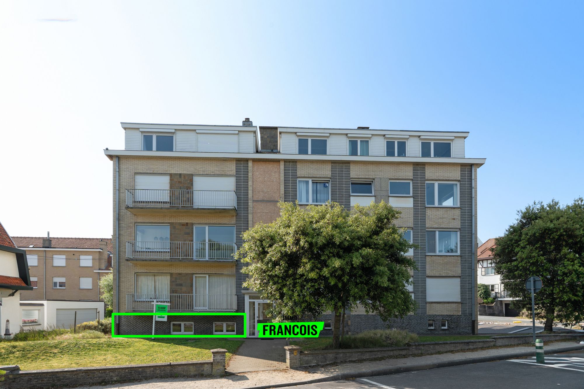 Te renoveren gelijkvloersappartement op topligging in de Concessiewijk – op slechts 50 meter van het strand - foto 1