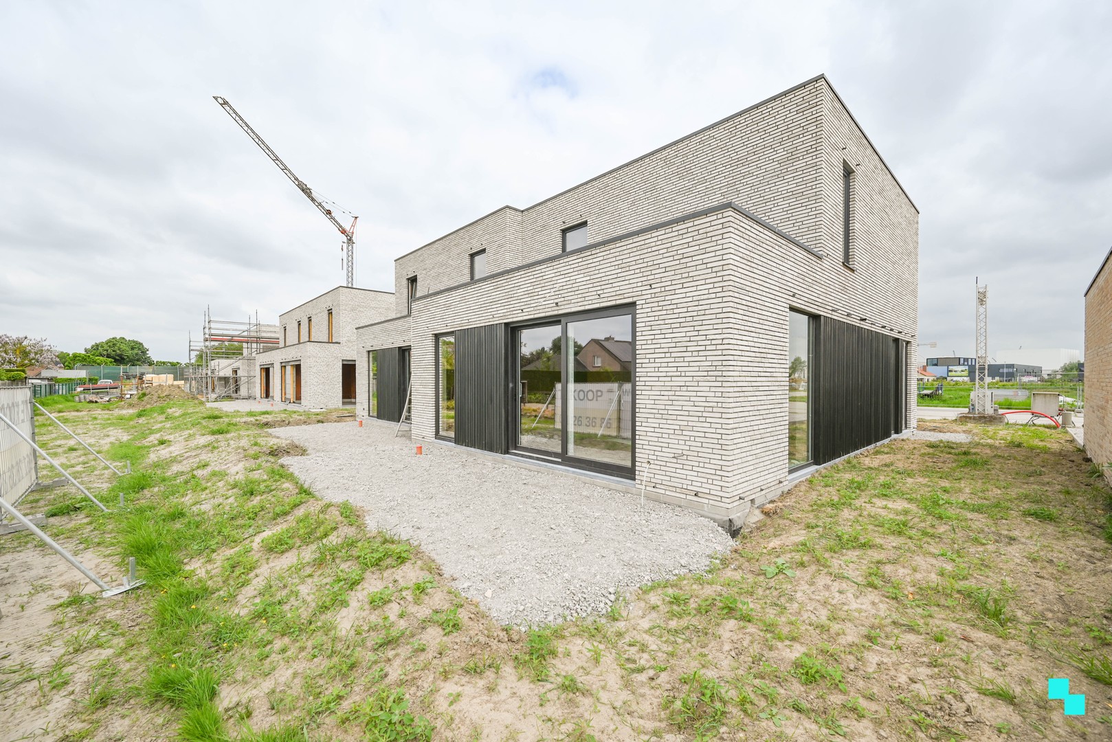 Halfopen nieuwbouwwoning in Wielsbeke - photo 1