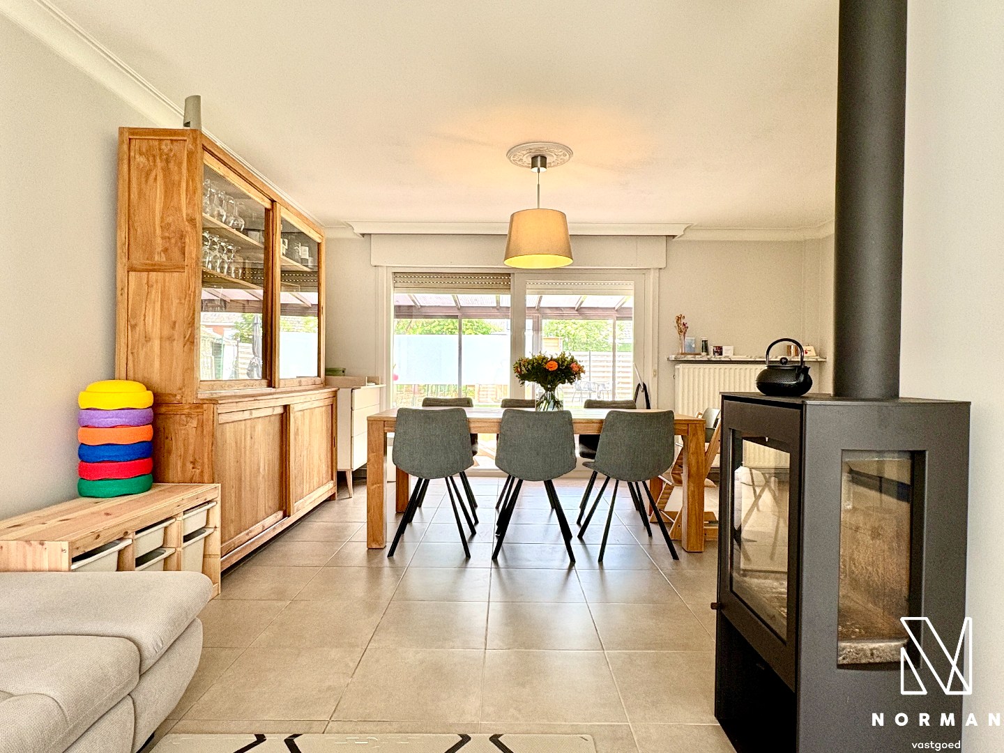 Instapklare woning met 3 slaapkamers, garage en tuin te koop in rustige woonwijk te Kuurne! - foto 4