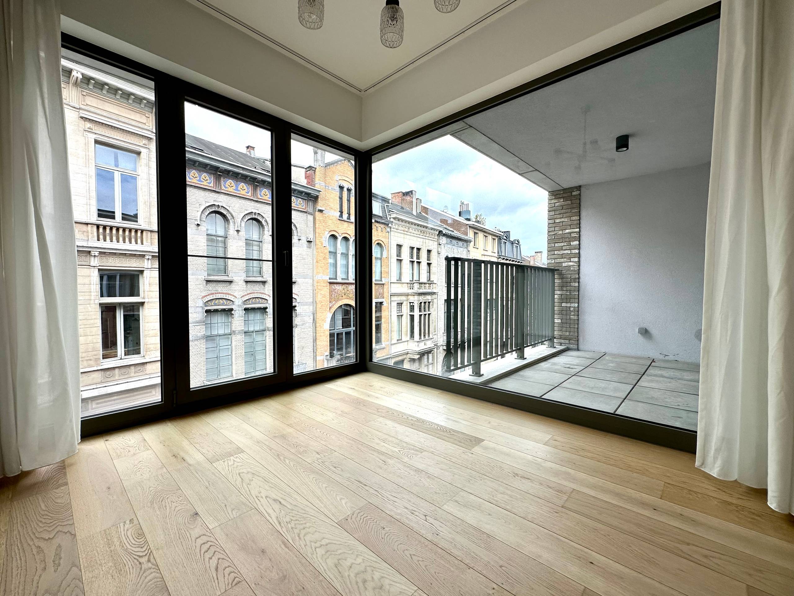 Modern appartement in Harmoniewijk met autostaanplaats! - foto 4