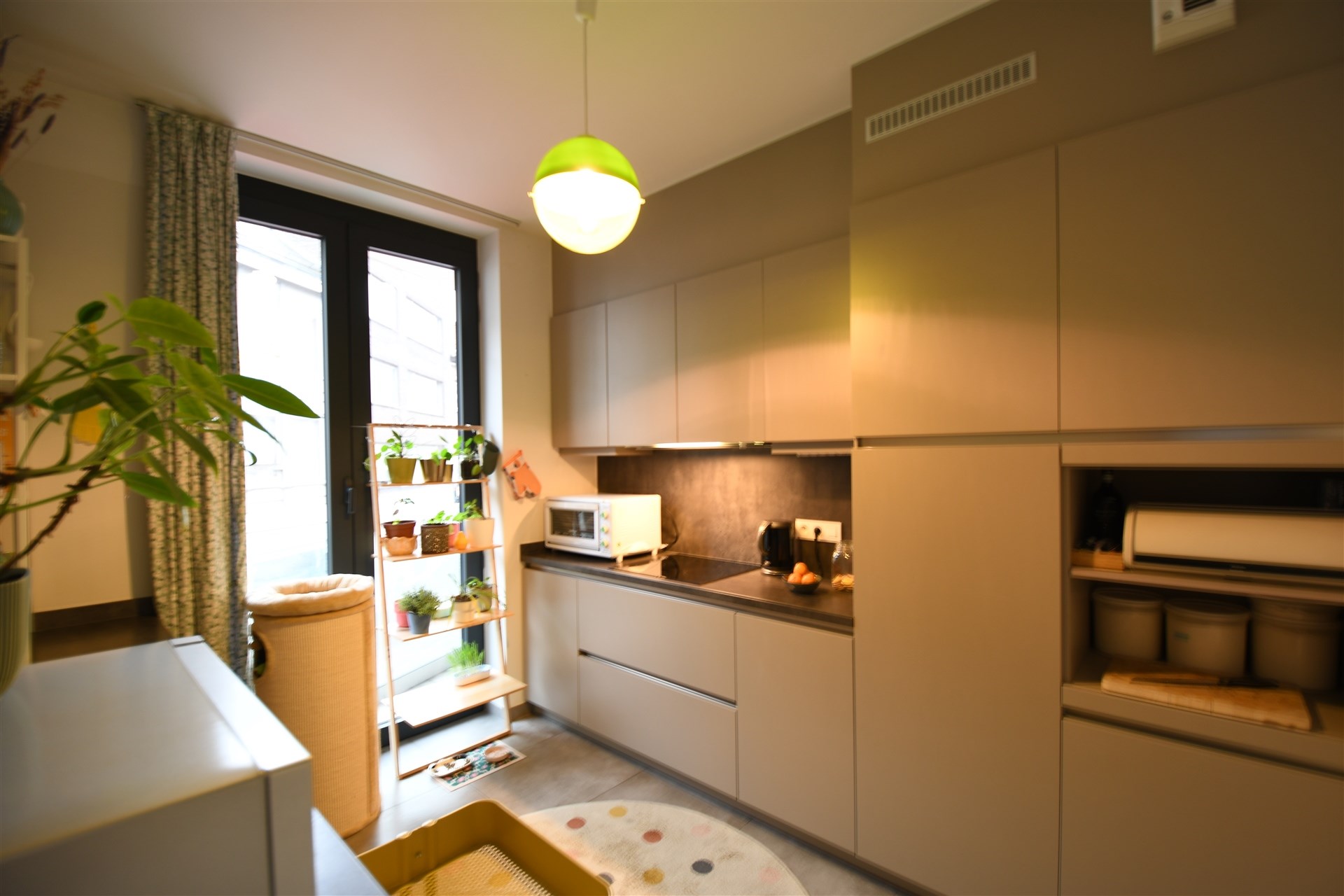 Centraal gelegen appartement met 2 slaapkamers en terras in  - foto 4