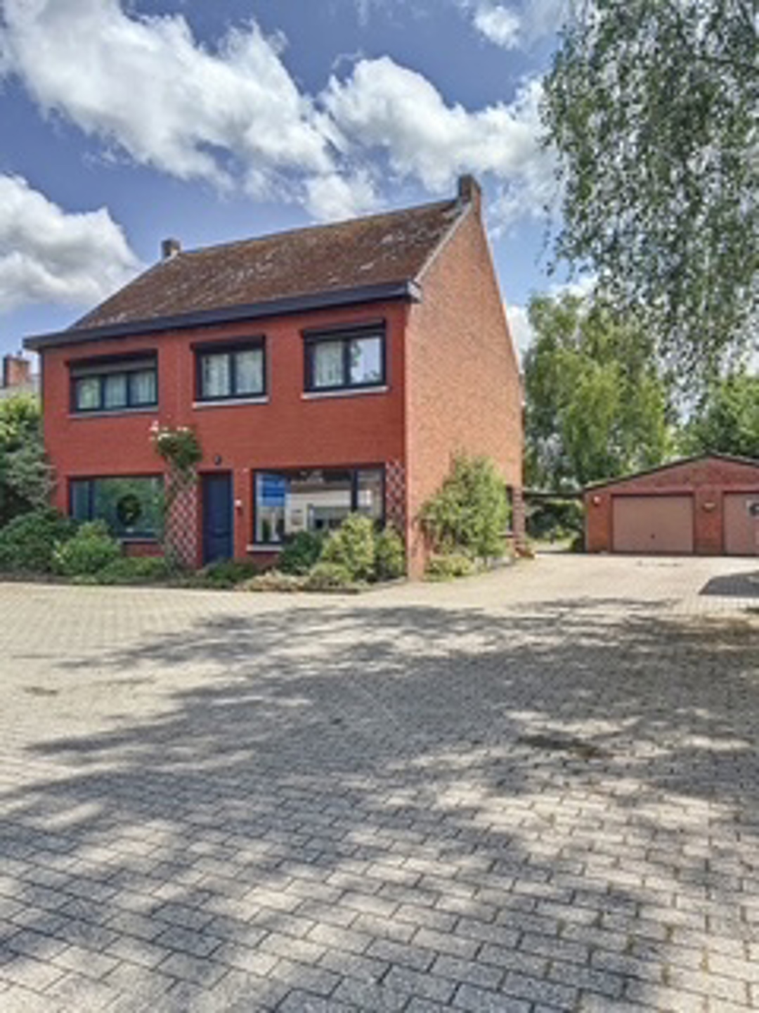 Maison à vendre à Lommel avec 5 chambres - photo 1