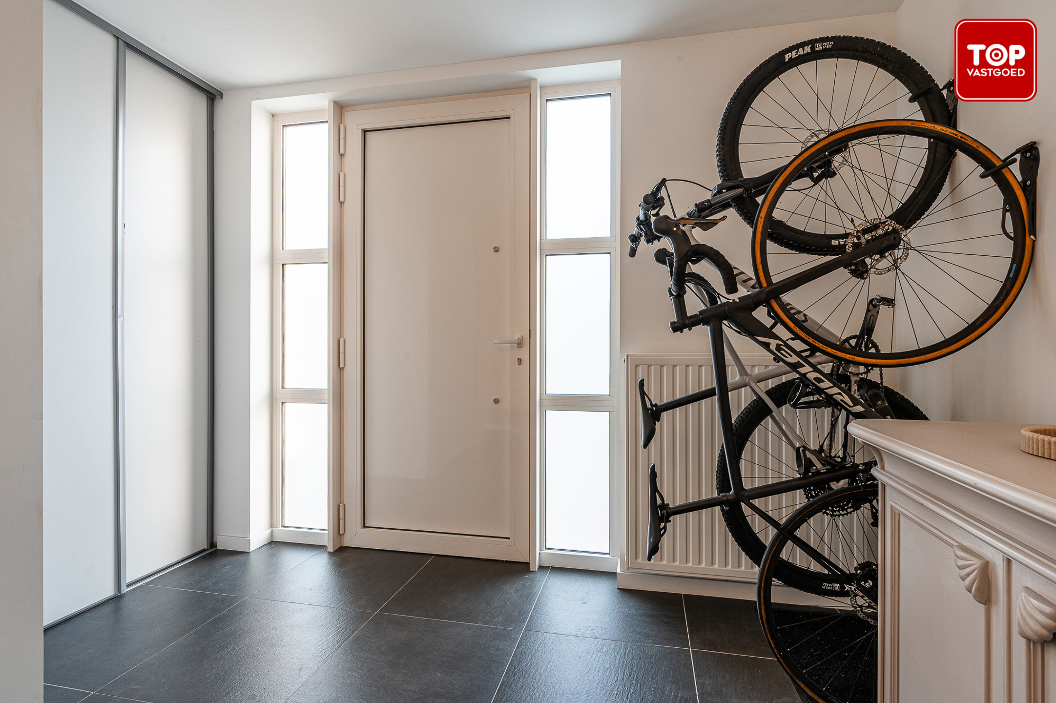 instapklare appartement met twee slaapkamers en terras - foto 4