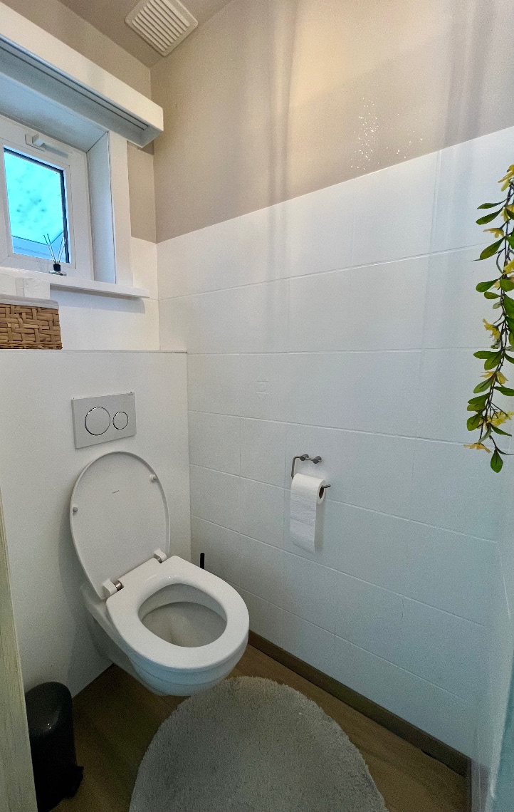 Apartment for sale in Sint-Niklaas with 2 bedrooms - photo 2