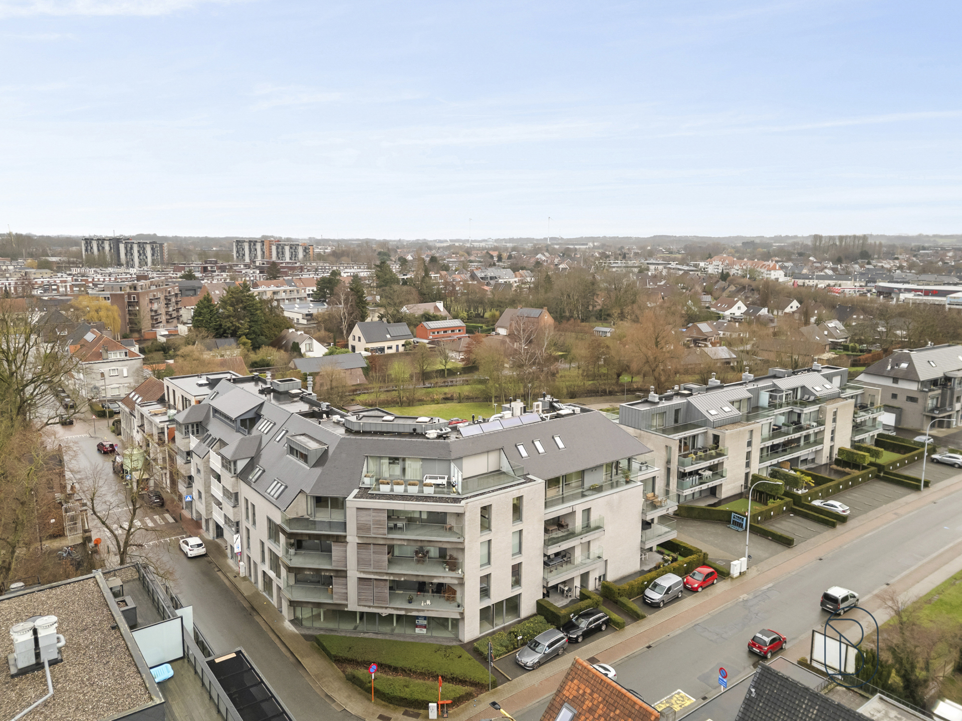 TOPgelegen casco-handelsruimte met visibiliteit. - foto 2