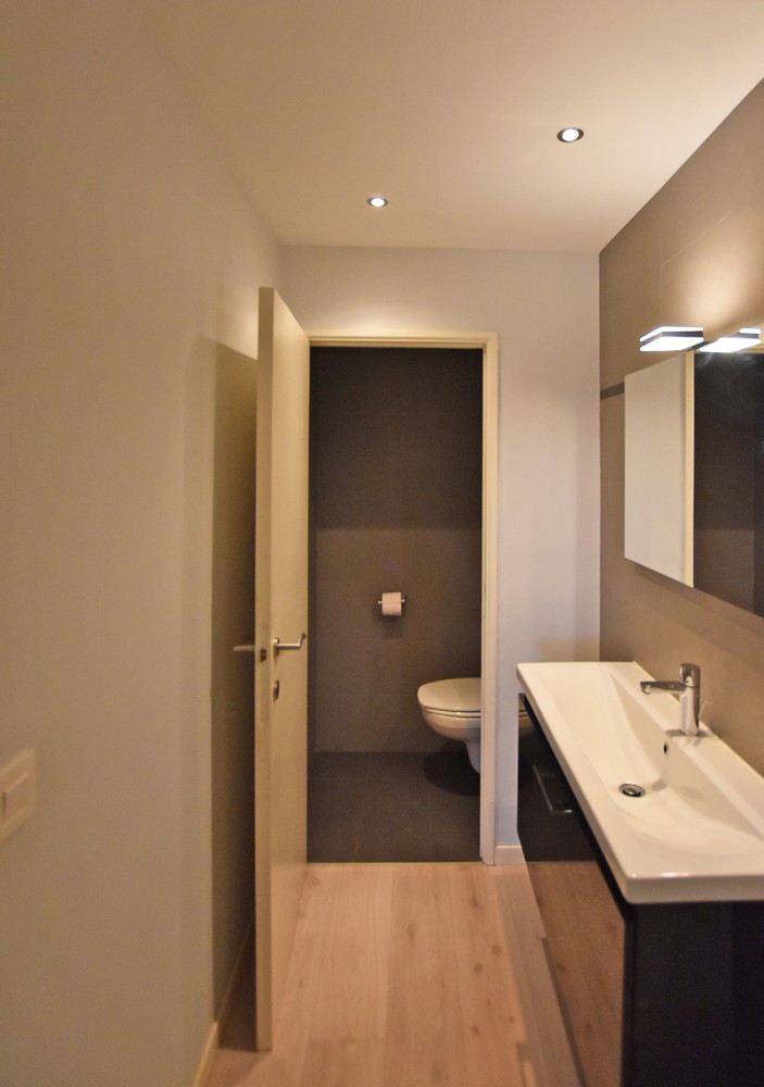 Gezellig gerenoveerd appartement met 2 slaapkamers te Deurne. - foto 5