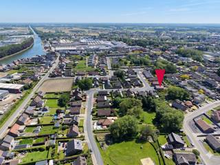 This charming open building in the district of Beek was completely renovated in 2021 and combines modern comfort with an excellent location. Thanks...