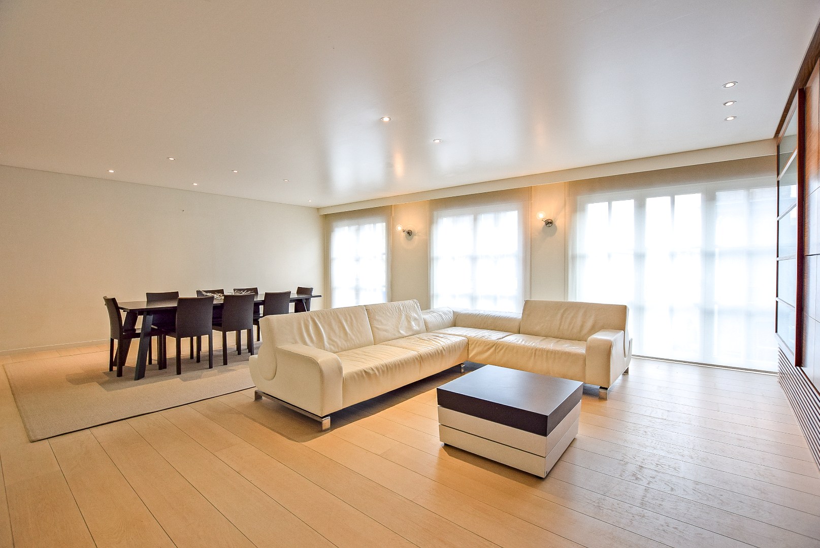 House for sale in Veurne with 6 bedrooms - photo 3