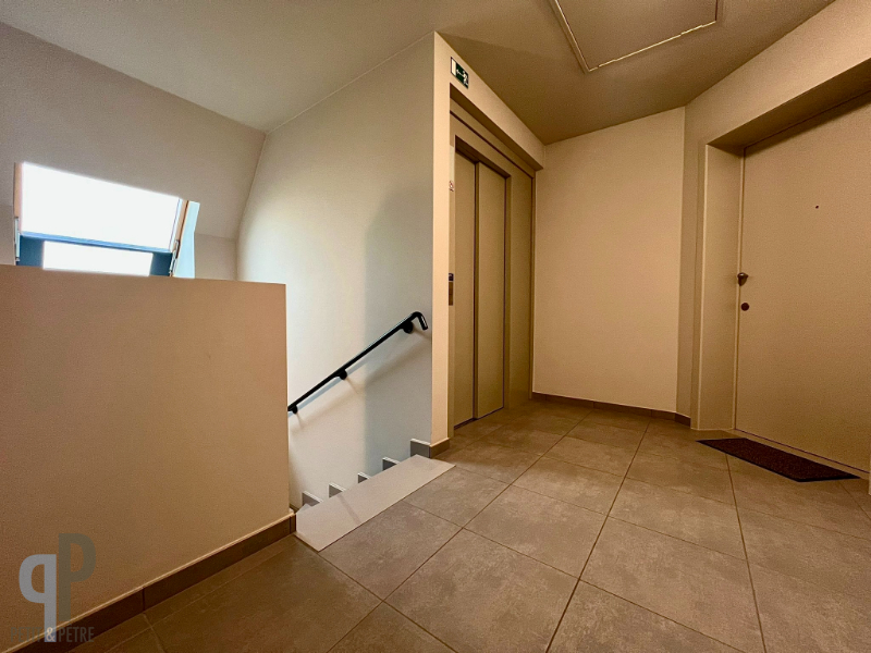 Recent en bijzonder ruim dakappartement met 3 slaapkamers - foto 5