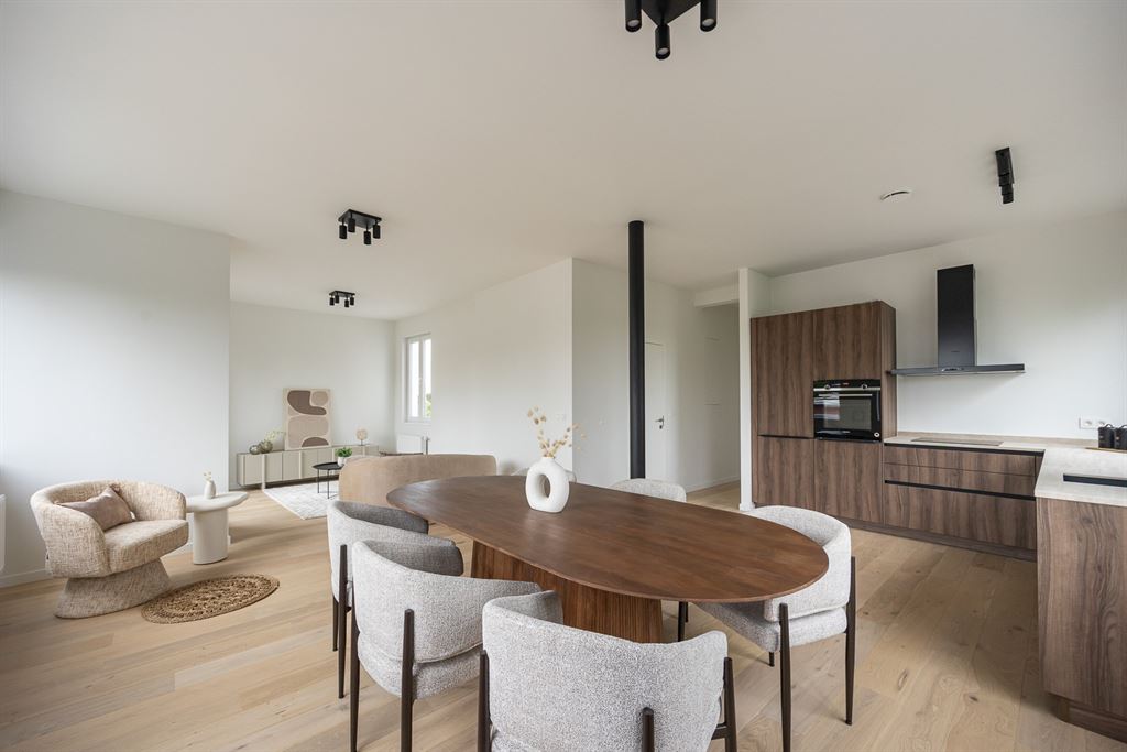 Stijlvol nieuwbouwappartement met terras - foto 5