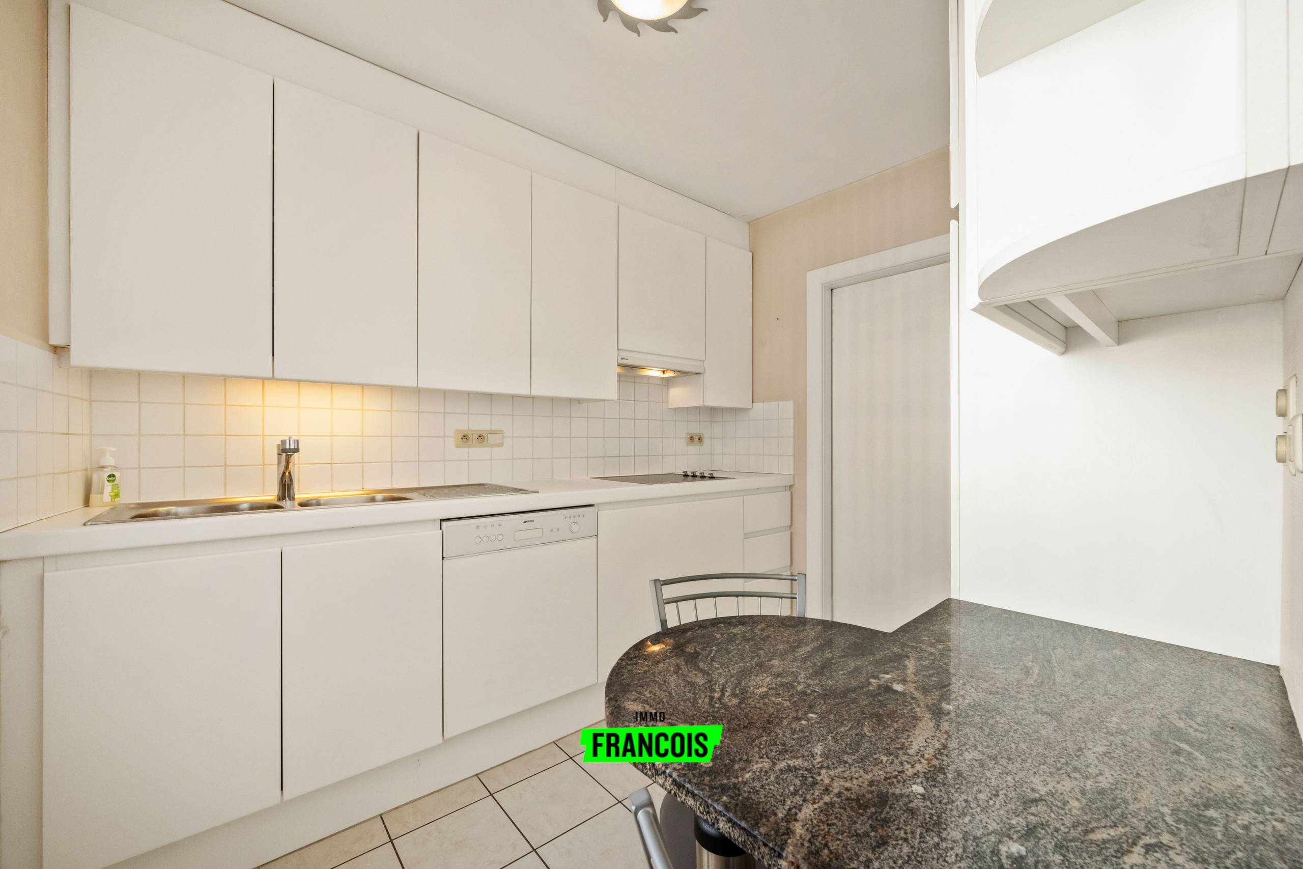 Standingvol appartement met prachtig zicht op het Stadhuis – Centrum Oostende. - foto 4