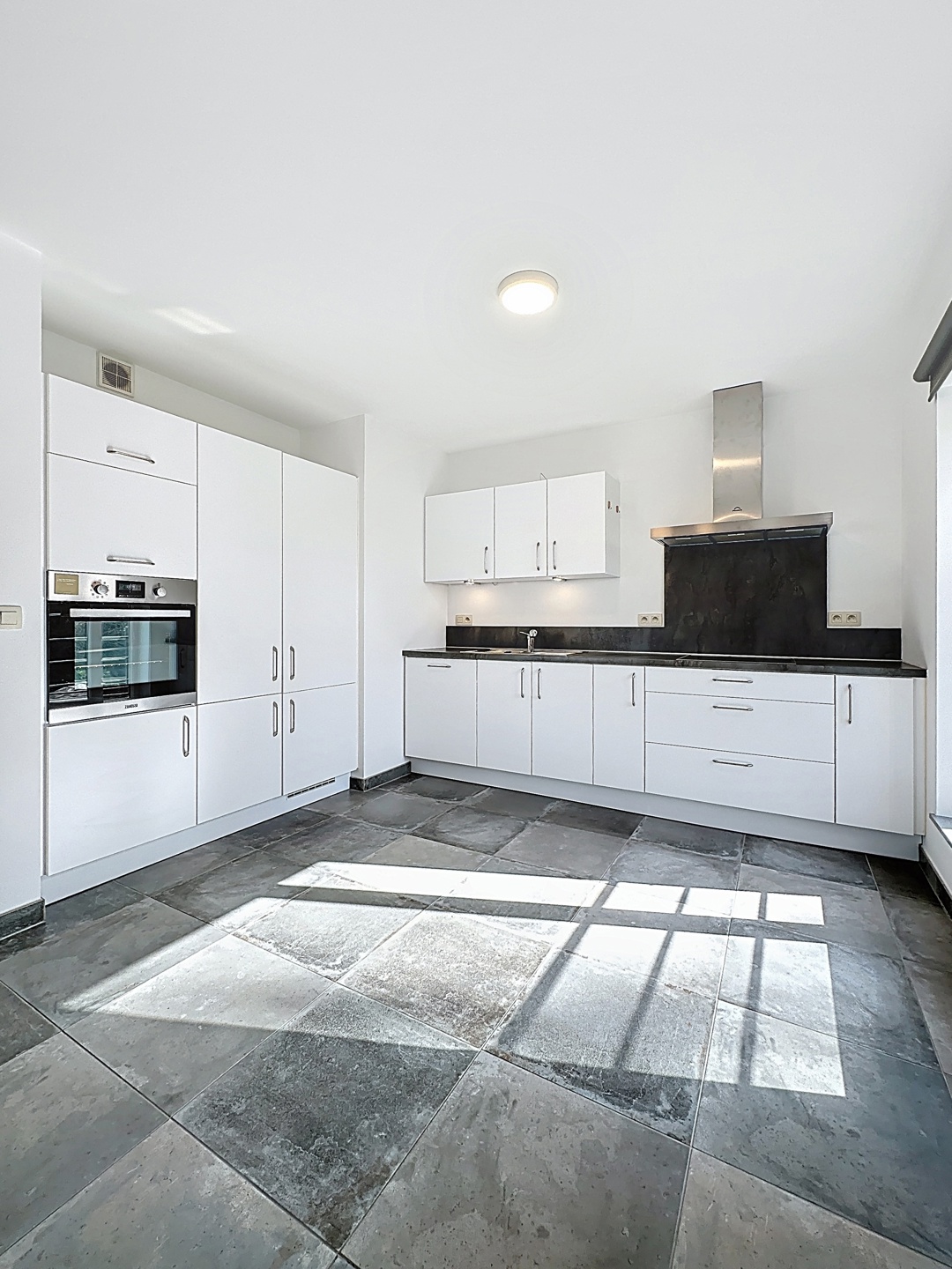 Appartement à louer à Hannut avec 2 chambres - photo 2